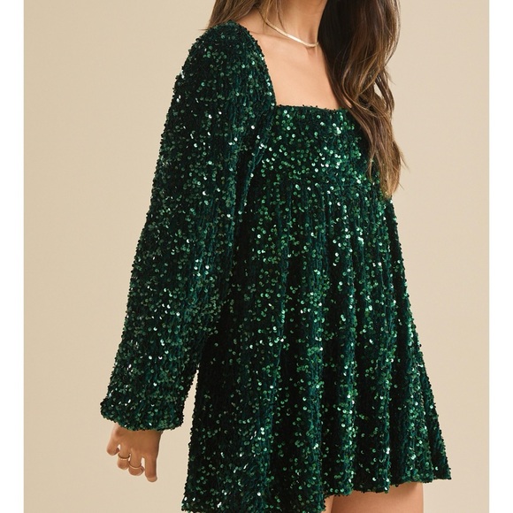 NEW Altar’d State Green Sequin Holiday Dress Plus Size Medium NWT - Picture 4 of 8